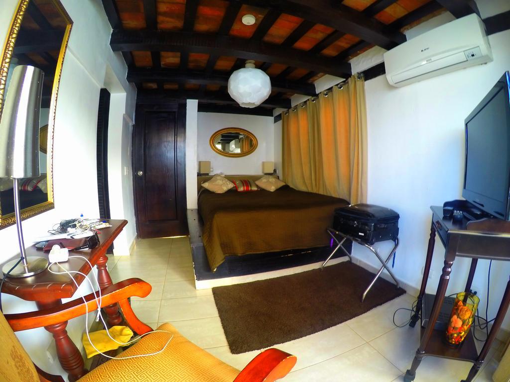 Casa Naemie Hotel ซานโตโดมิงโก ภายนอก รูปภาพ