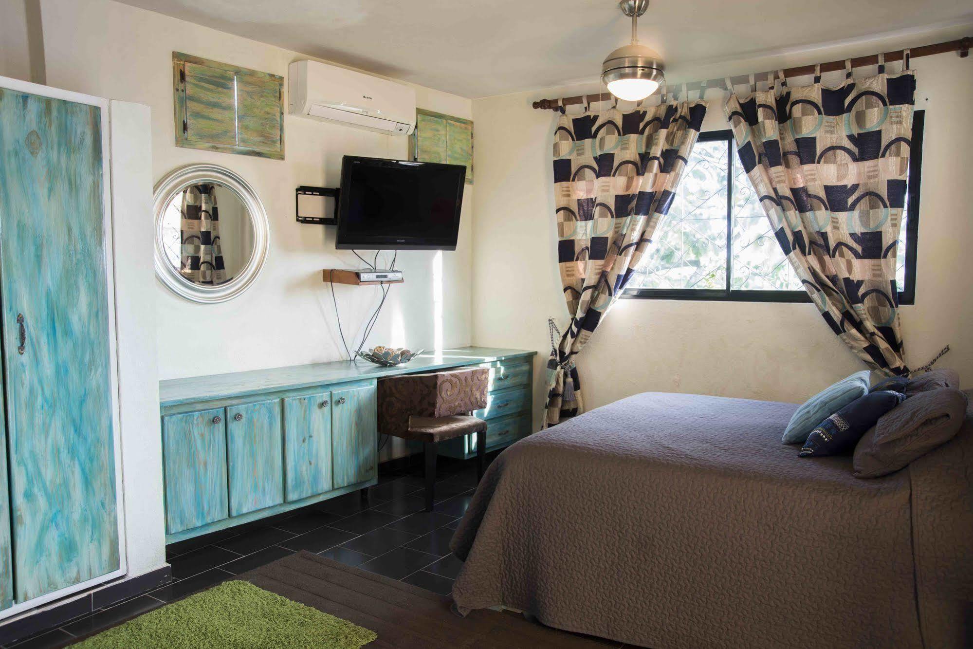 Casa Naemie Hotel ซานโตโดมิงโก ภายนอก รูปภาพ