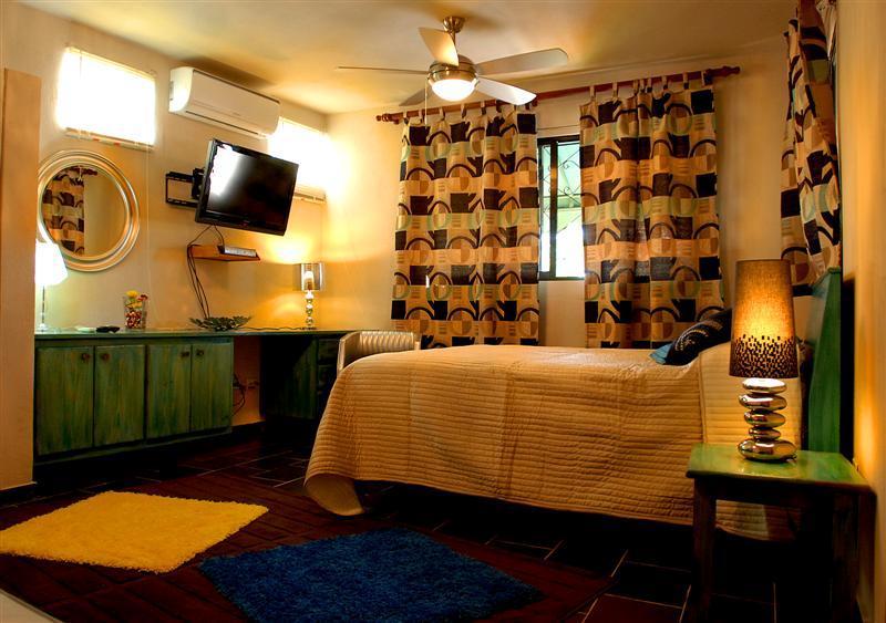 Casa Naemie Hotel ซานโตโดมิงโก ภายนอก รูปภาพ